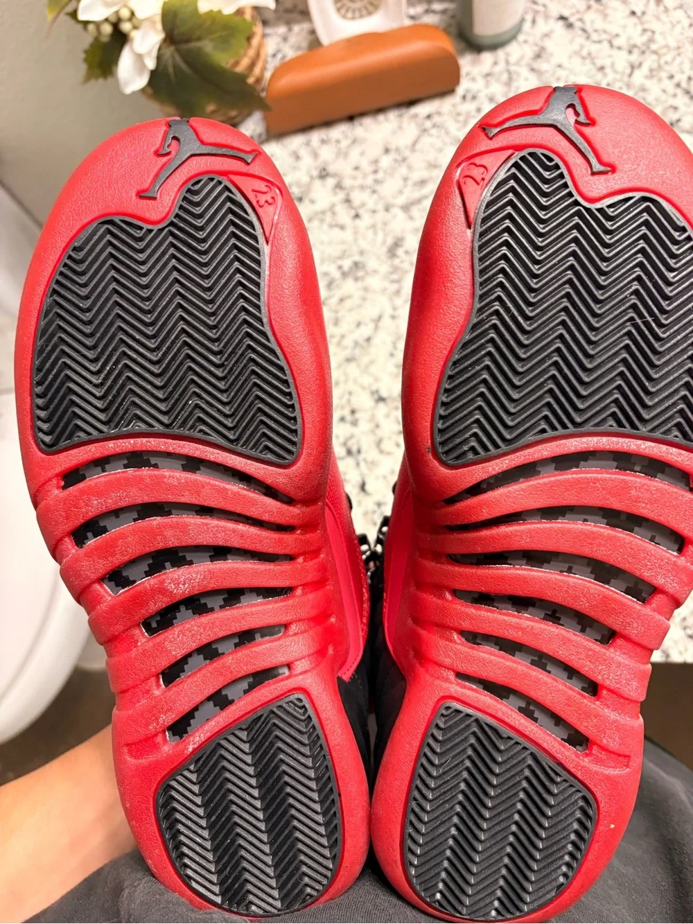 Jordan 12 flu game size 8
